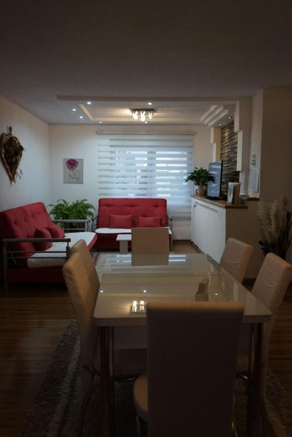 Apartman Volijak Lägenhet Jajce Exteriör bild
